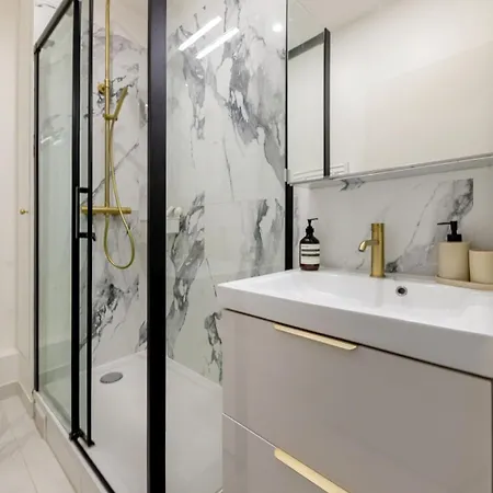 Le Cygne Des Champs-elysees - Mobility Lease * Париж